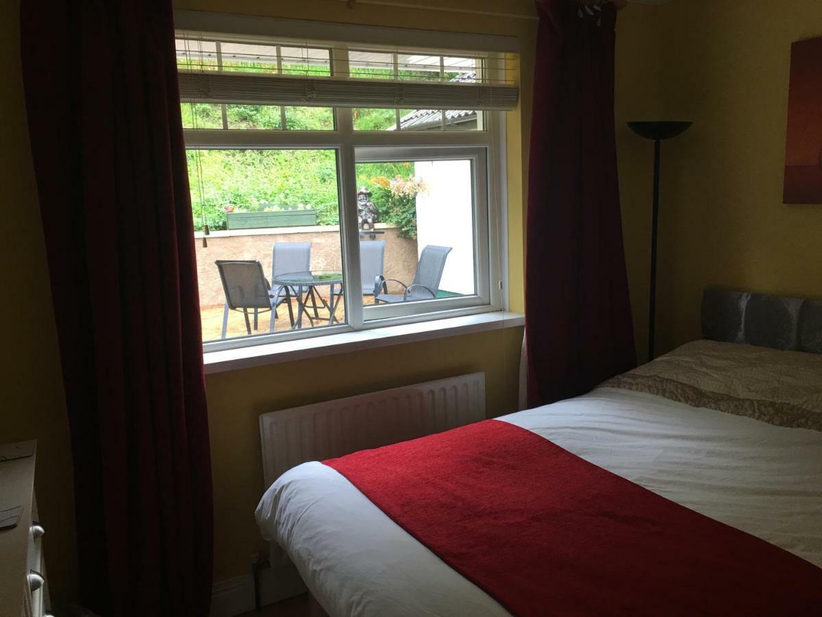 Hatmore B&B Londonderry Eksteriør billede